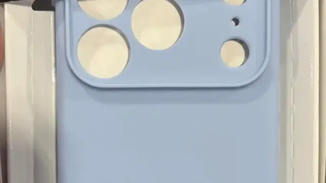 Carcasa pentru iPhone 18 Pro care poate fi folosită cu iPhone 17 Pro. carcasa iPhone 18 Pro merge iPhone 17 pro