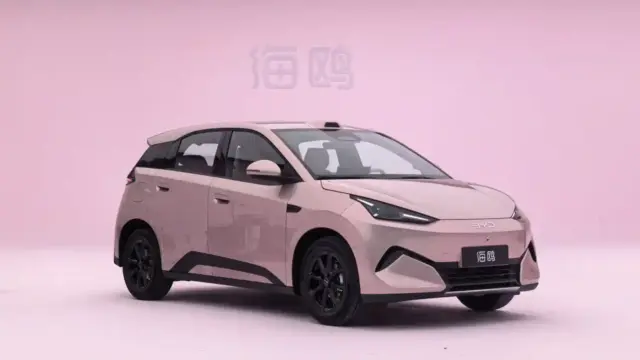 BYD Dolphin Surf EV spate afaara prezentare