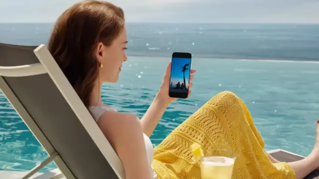 Huawei Pura 100 șezlong