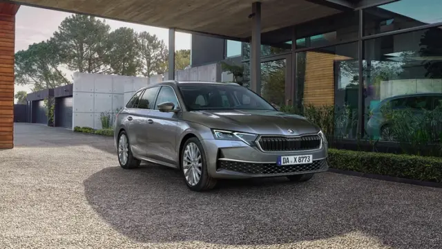 Skoda Octavia Kombi pietris