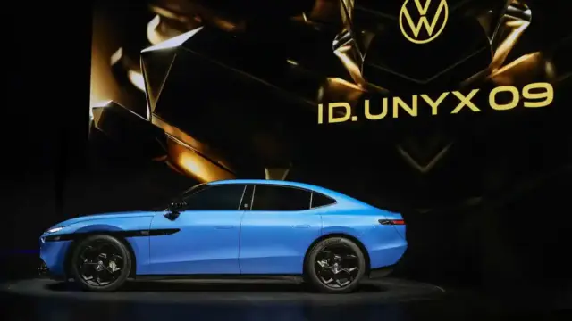 Volkswagen ID Unyx 09 lteral