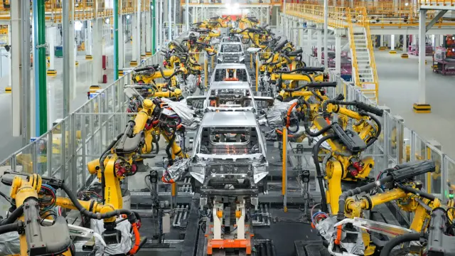 fabrică producție mașini BYD