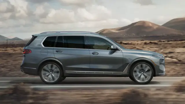 BMW X7 lateral drum