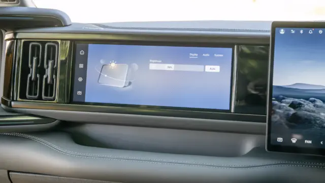 BYD Denza Bao 5 navigație