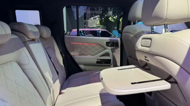 Chery Jetour Traveller 7 pasageri spate