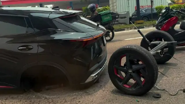 Chery Omoda 5 punte spate ruptă