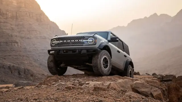 Ford Bronco munte