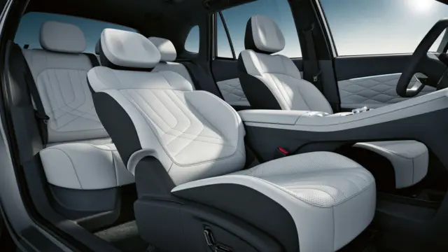 Geely Galaxy Starship 7 EM-i scaune pasageri