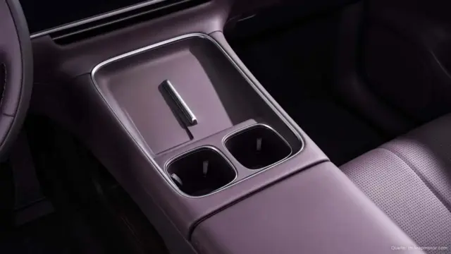 Leapmotor C10 încărcare wireless