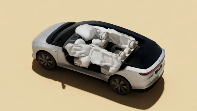 Li Auto i6 airbags