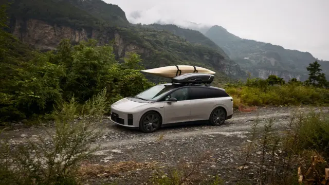Li Auto i6 camping