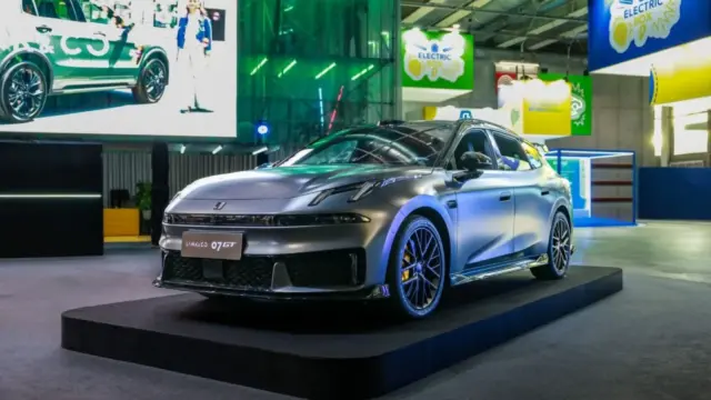 Lynk & Co 07 GT