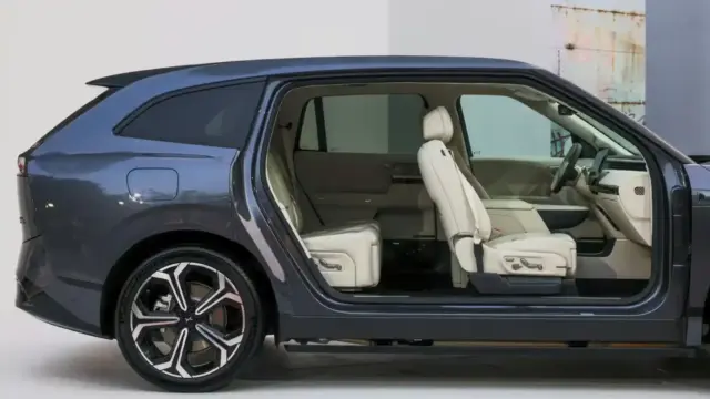 Xpeng G9L scaune